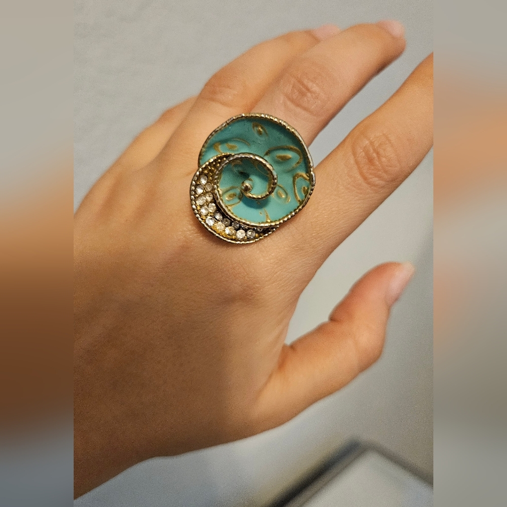 Gold ring